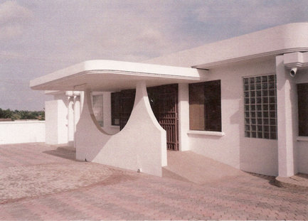 Eingang des Krankenhauses